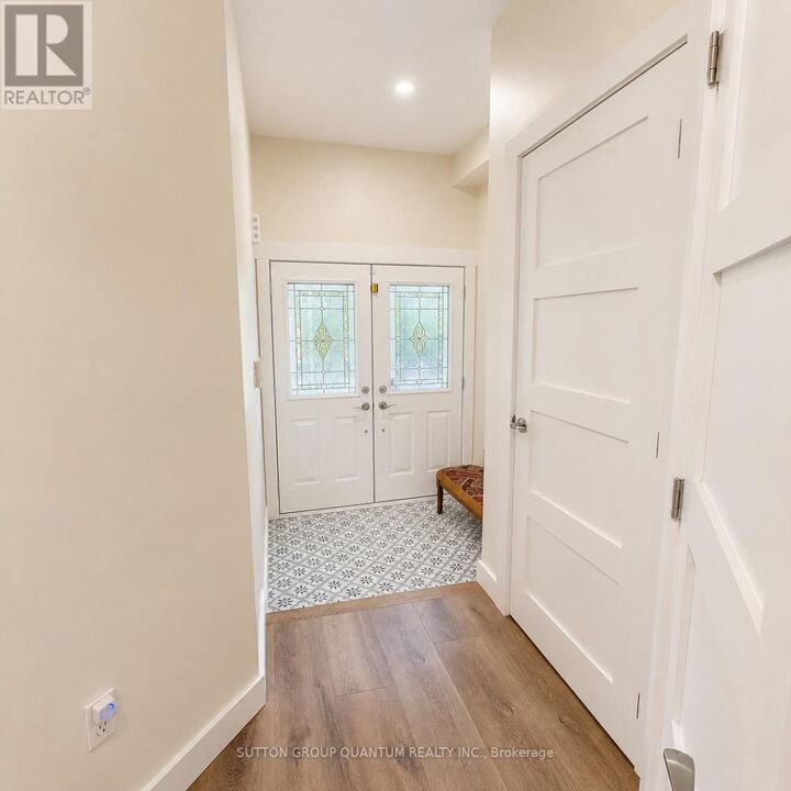 Property Photo:  48 Meadowlark Drive  ON L7G 6N5 