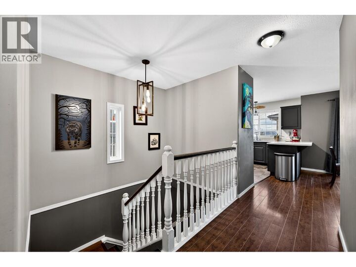 Property Photo: 726 Dunrobin Drive 1 BC V1S 1X3