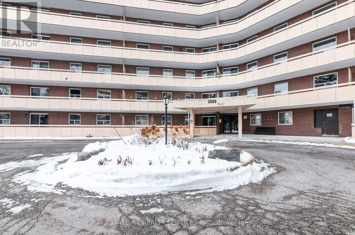 Property Photo:  3555 Derry Road East 402  ON L4T 1B2 