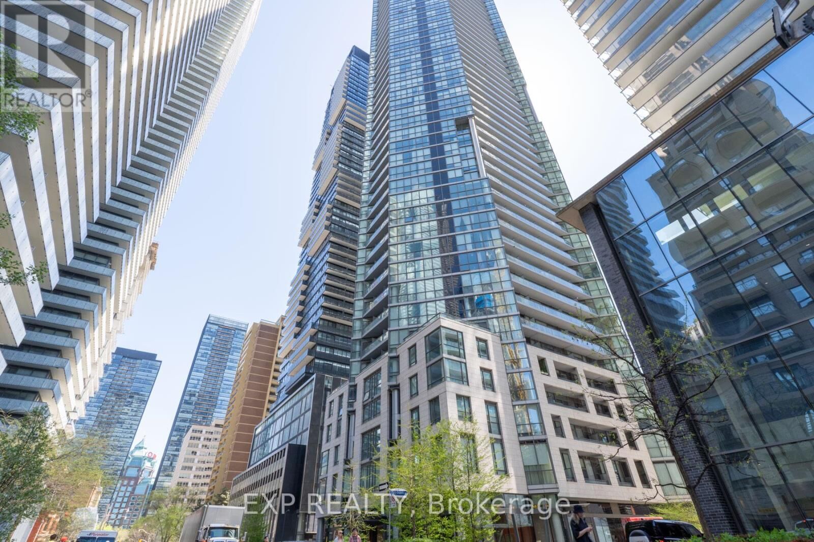 Property Photo: 45 Charles Street East 3606 ON M4Y 0B8