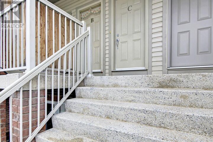 Property Photo:  145 Oldfield Street C  ON K2G 7C7 