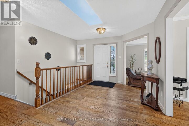 Property Photo: 1 Sports Field Crescent ON N6K 4J9