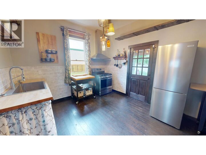 Property Photo: 558 Front Street BC V2J 2K6