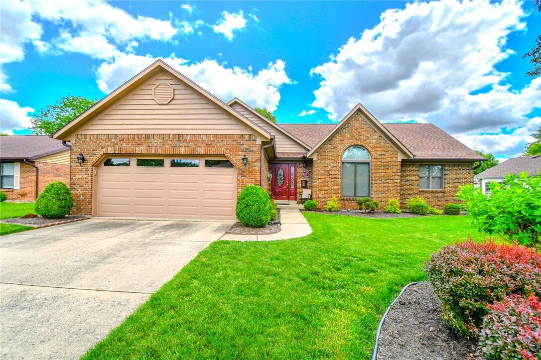 Property Photo: 1337 Maplecrest Drive OH 45373