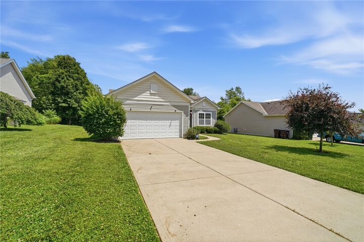 Property Photo:  160 Clubhouse Lane  OH 45036 