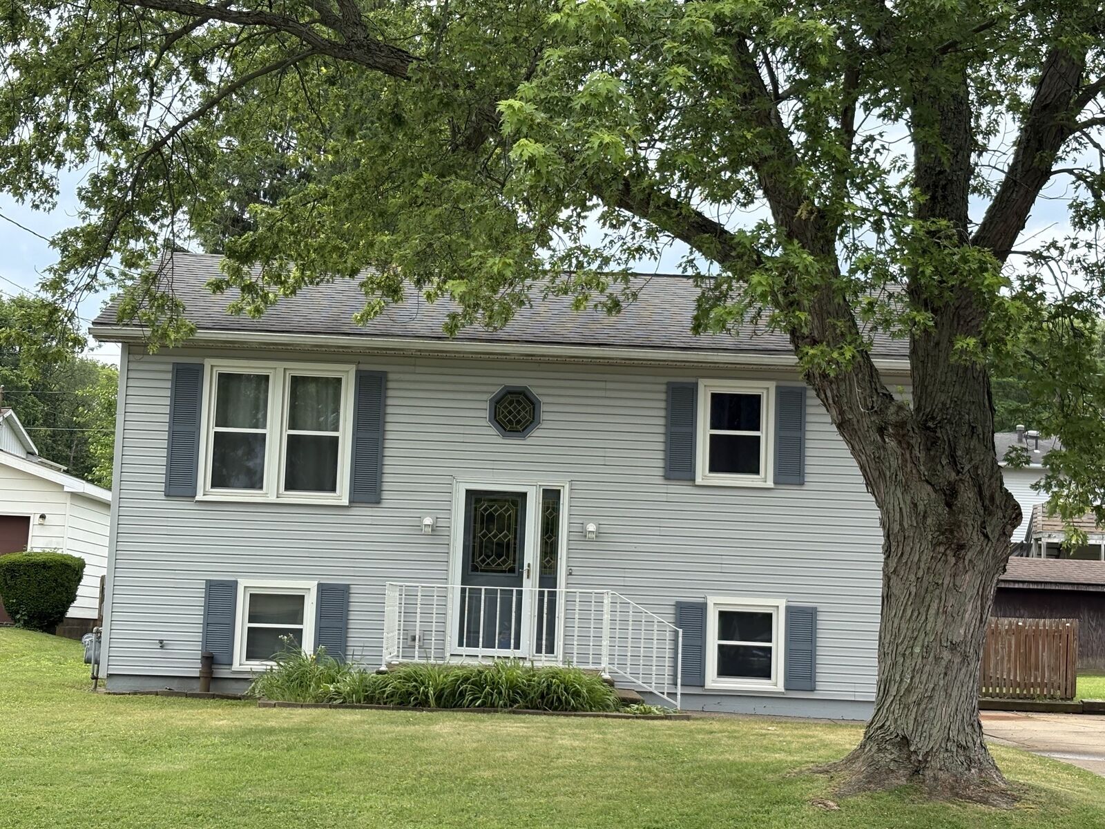 Property Photo: 2721 E 31st Street PA 16510