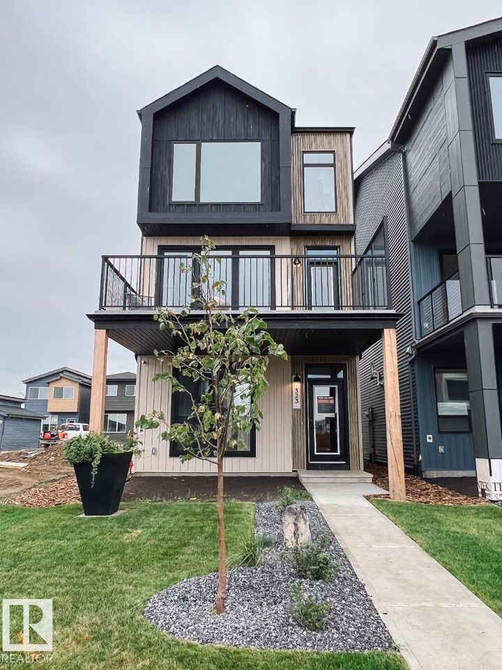 88 Devonshire Drive — photo 1