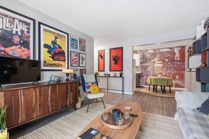 Property Photo:  10529 93 Street NW 202  AB T5H 1X6 