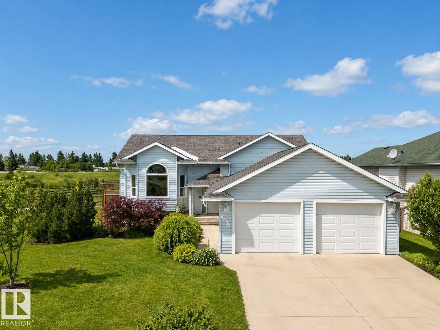 Property Photo:  4804 45 Street  AB T9M 1N7 