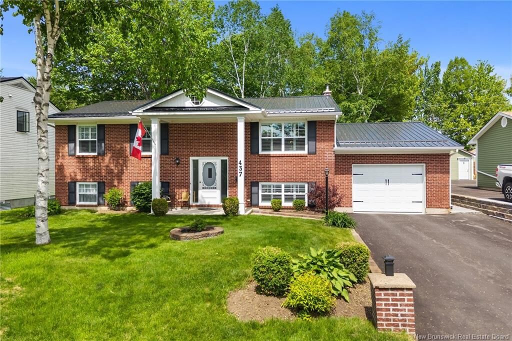 Property Photo:  437 Broad Street  NB E3A 5L4 