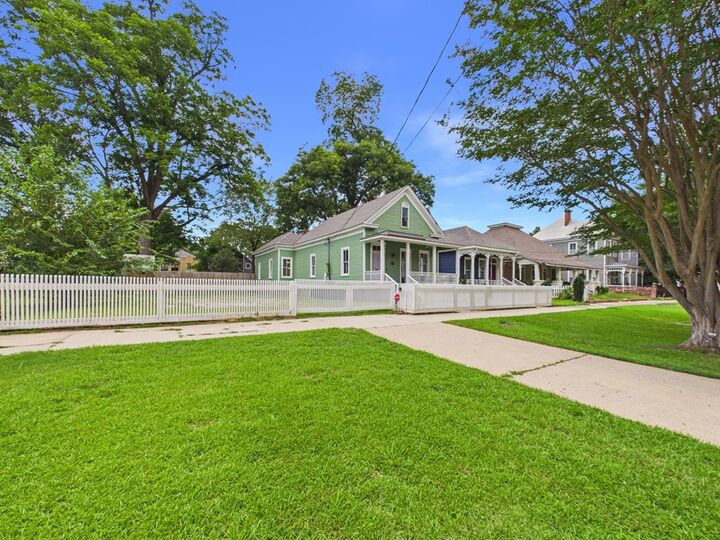 Property Photo:  731 2nd Avenue  GA 31901 