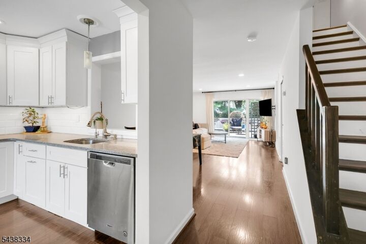 Property Photo:  278 Penns Way Ondo  NJ 07920 