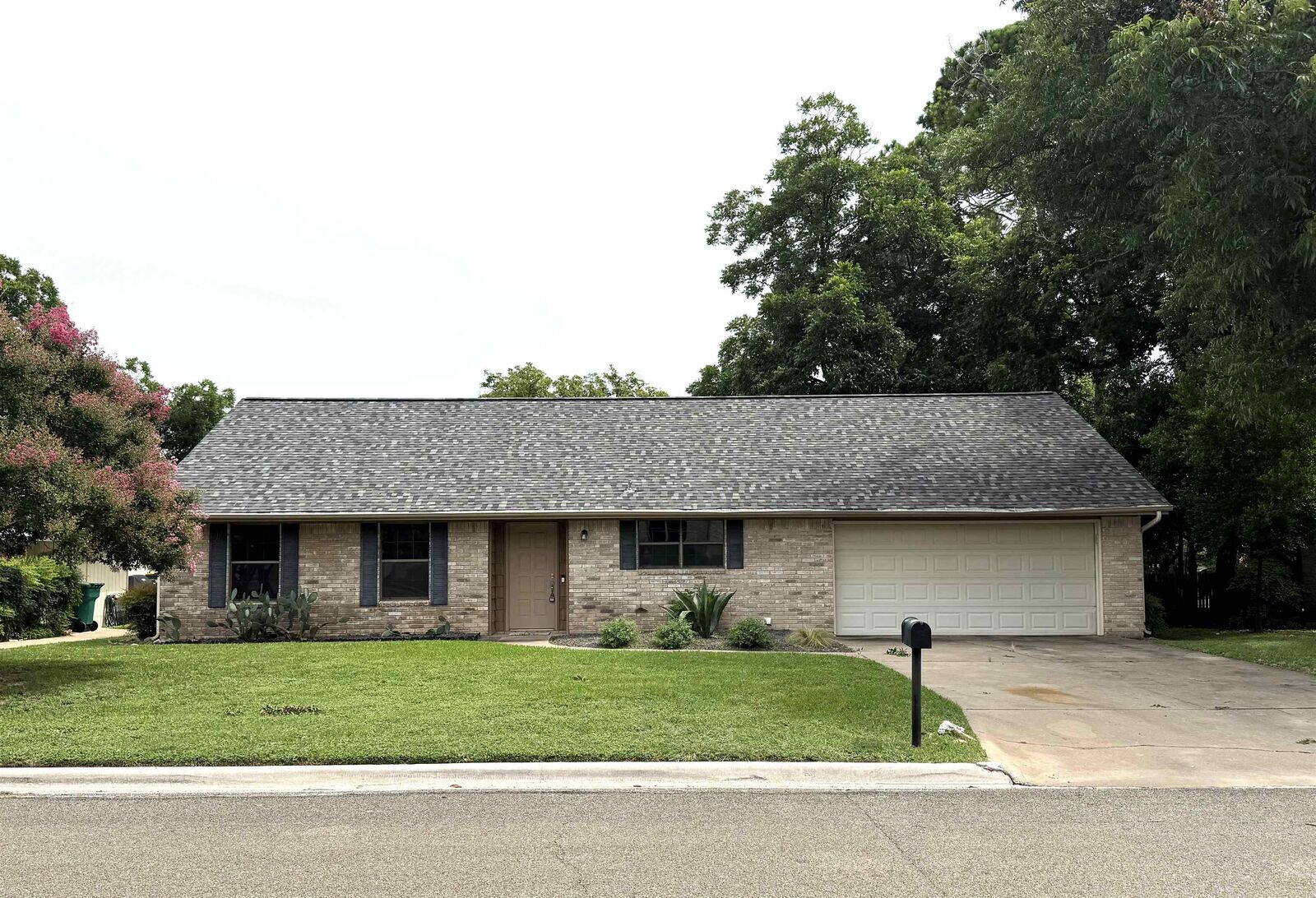 Property Photo:  413 Olympia Fields  TX 78654 