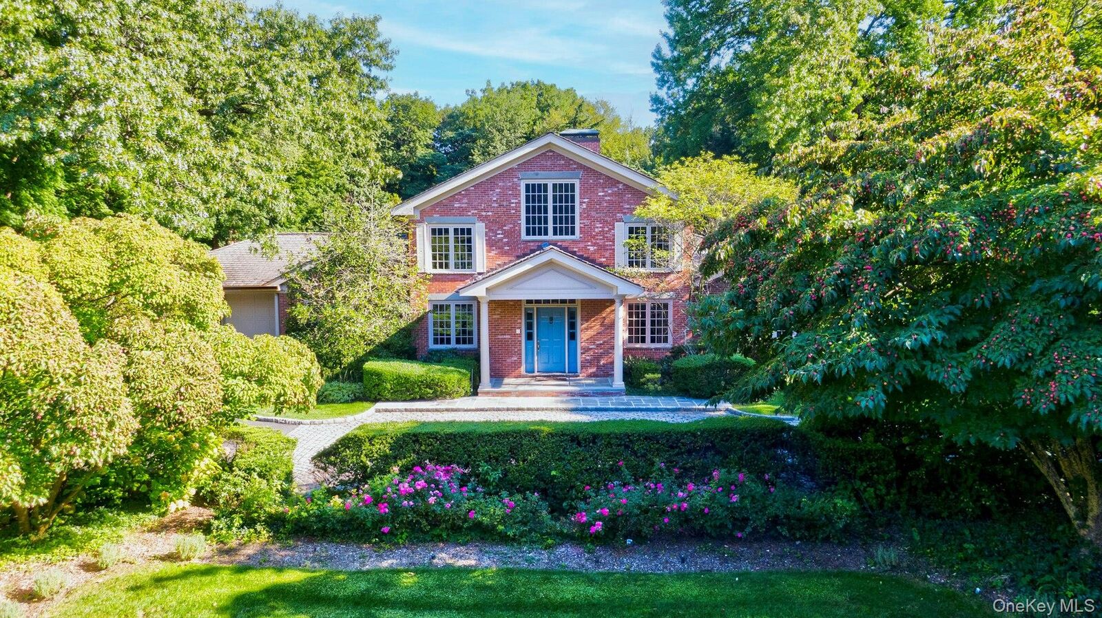 Property Photo: 16 Barkers Point Road NY 11050