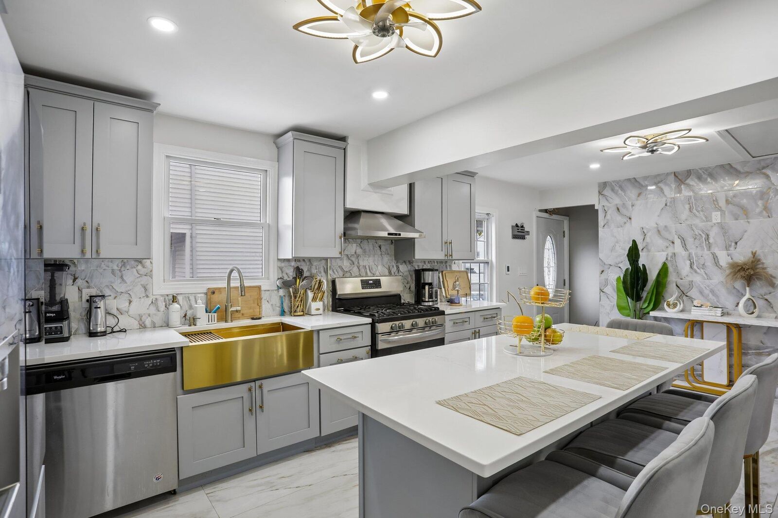 Property Photo:  12 North Street  NY 10993 