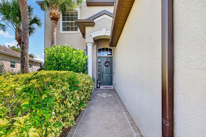 Property Photo:  15703 Butterfish Place  FL 34202 