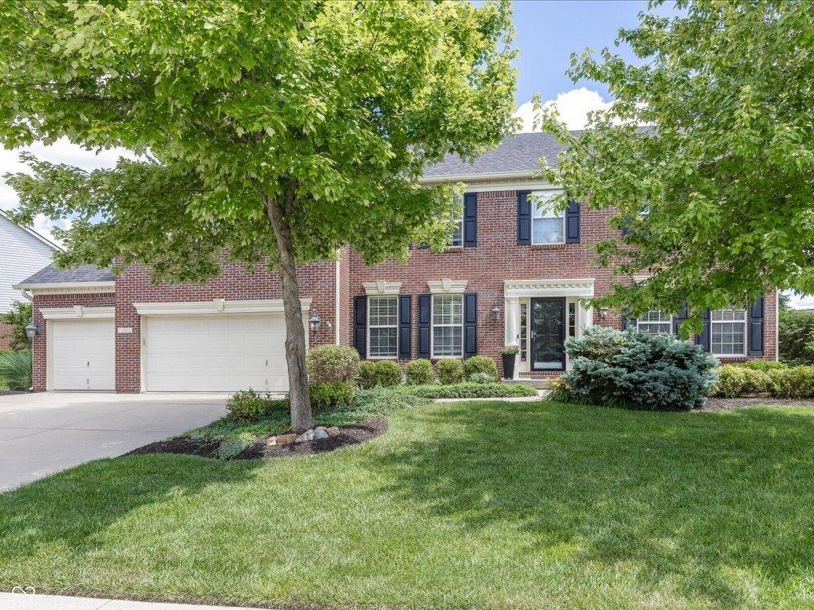 Property Photo: 751 Princeton Lane IN 46074