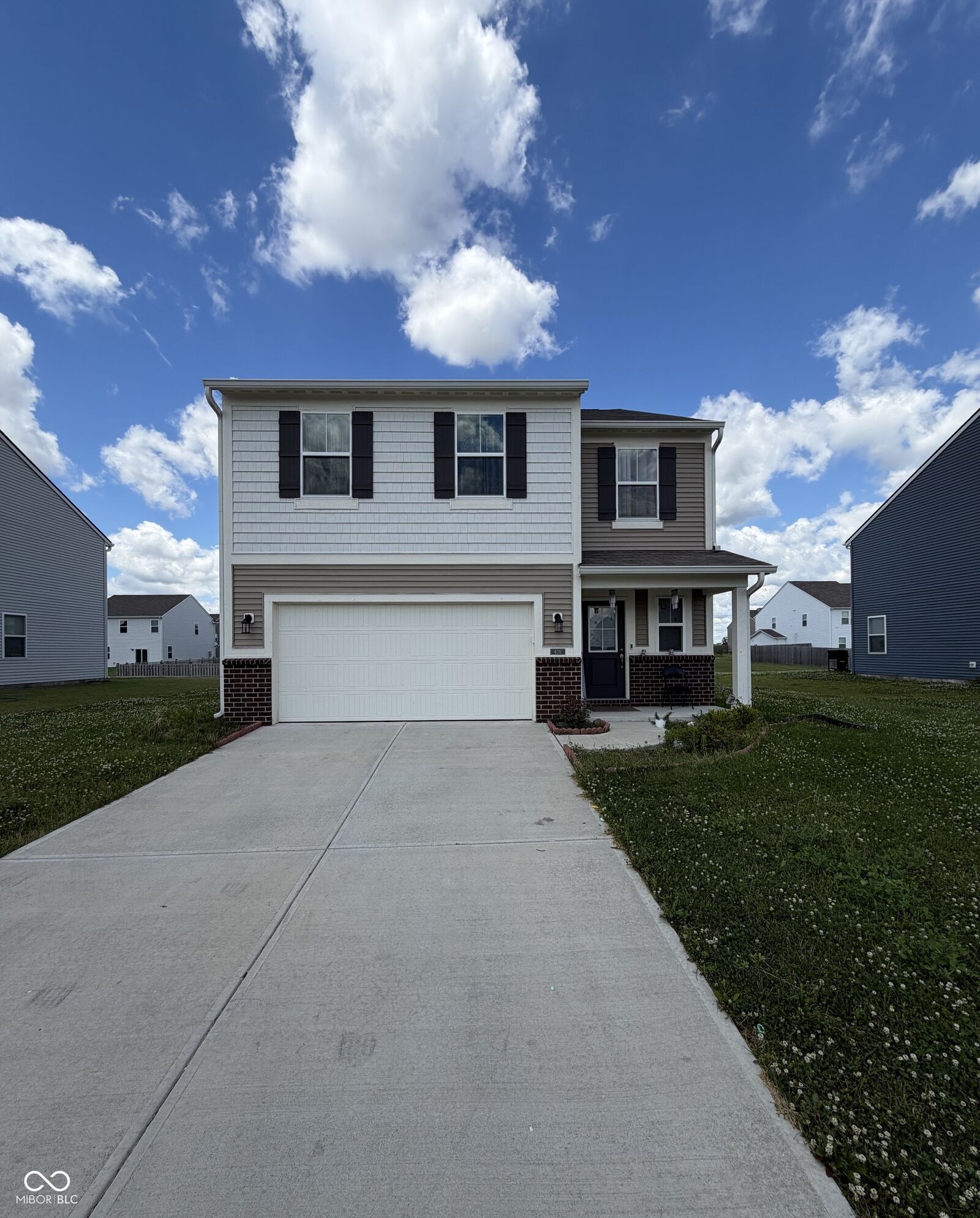 Property Photo:  406 Switchgrass Lane  IN 46184 