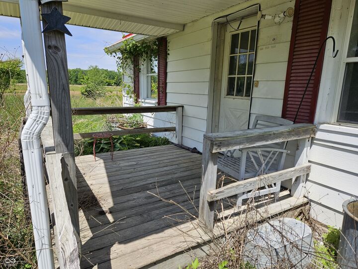 Property Photo:  10731 Newport Road  IN 47833 