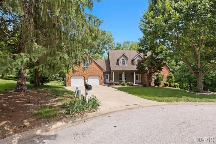 Property Photo: 5 Ginger Woods Court IL 62034