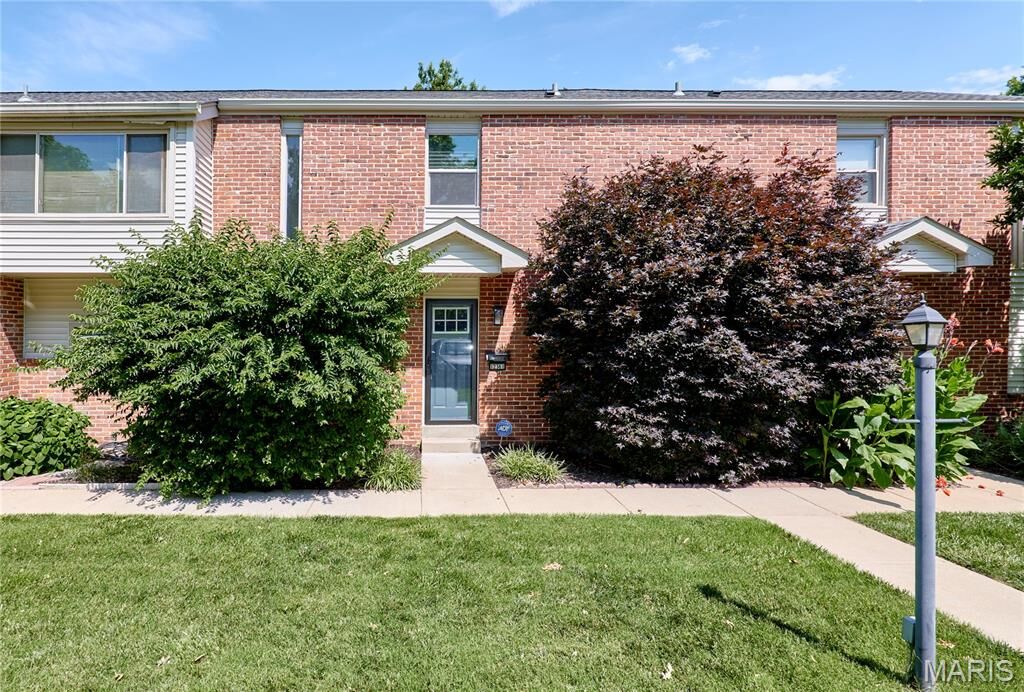 Property Photo: 12361 Rossridge Court MO 63146