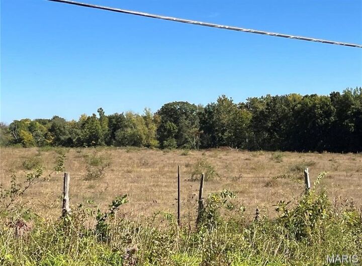 Property Photo:  1 Hunt Road  MO 63640 