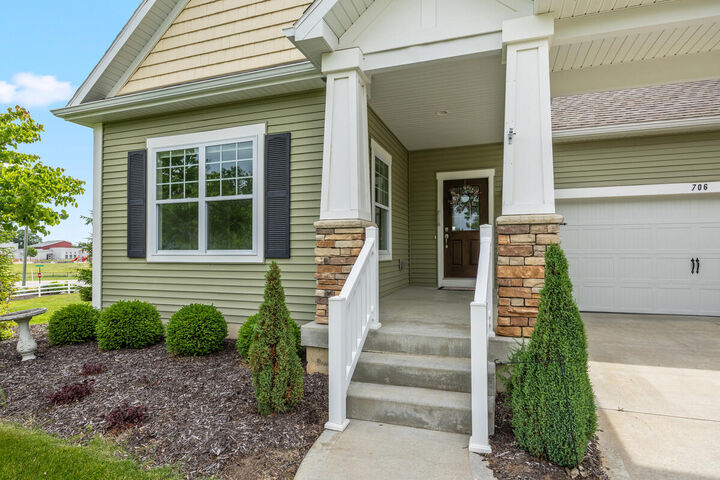 Property Photo: 706 Braeside Drive SE MI 49315