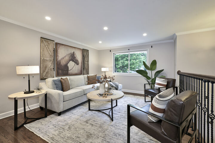 Property Photo:  1328 Cabot Lane  IL 60193 