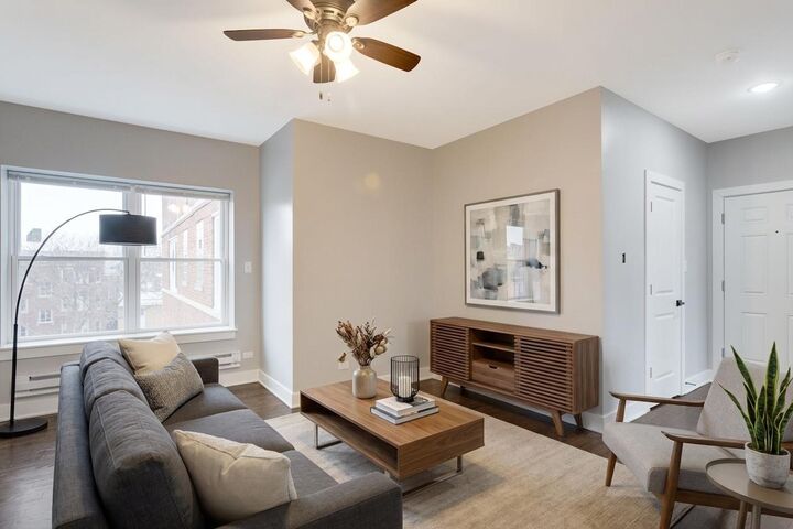 Property Photo:  8022 S Ellis Avenue 3B  IL 60619 