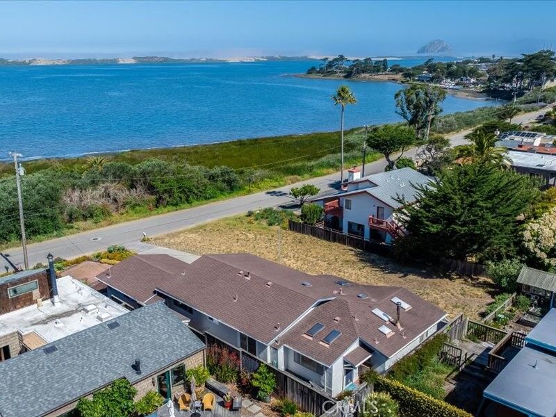 Property Photo:  1556 3rd  CA 93402 
