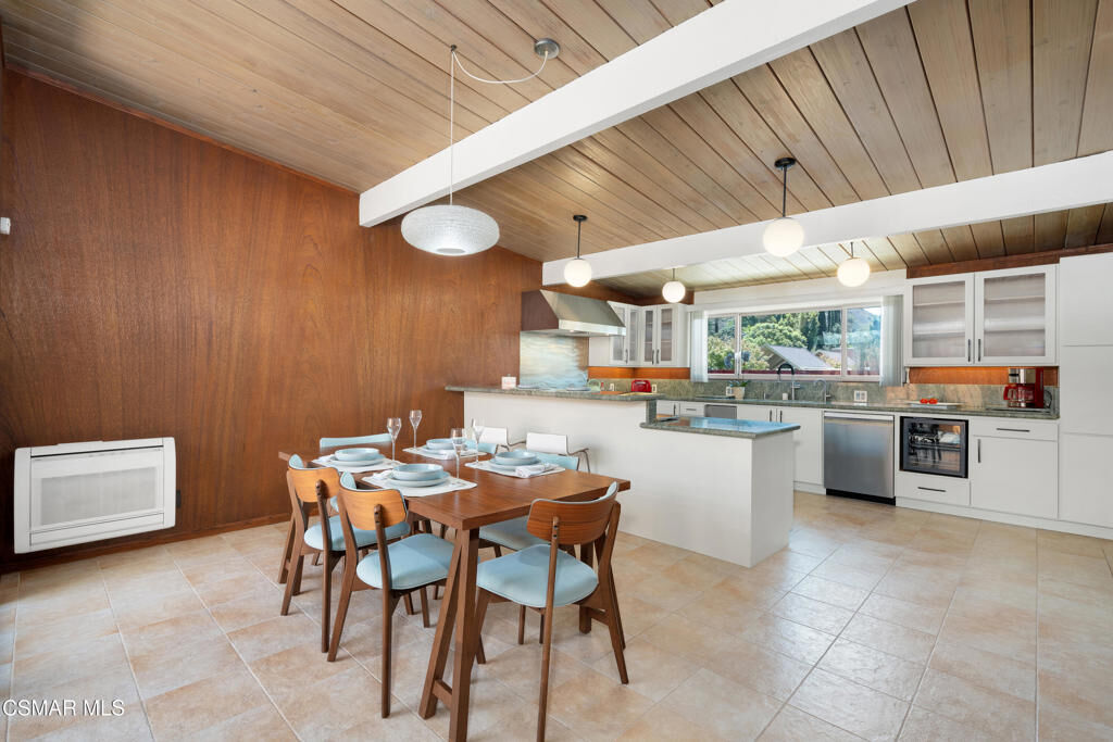 Property Photo:  1509 Campbell Avenue  CA 91360 