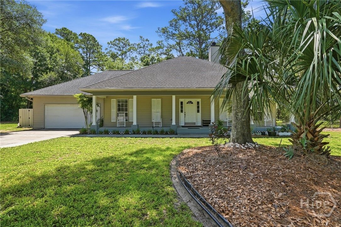 Property Photo:  5 Nilsson Drive  GA 31410 