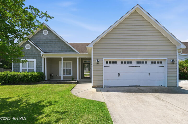 Property Photo:  302 Wynbrookee Lane  NC 28546 