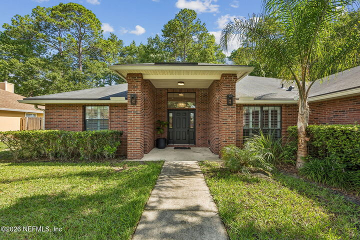 Property Photo:  12513 Gately Oaks Lane E  FL 32225 