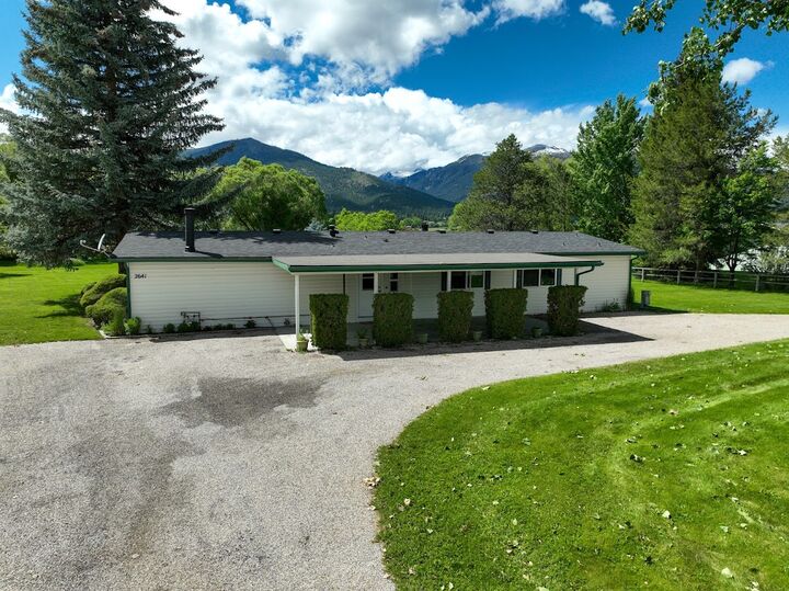 Property Photo: 2641 Meridian Road MT 59875