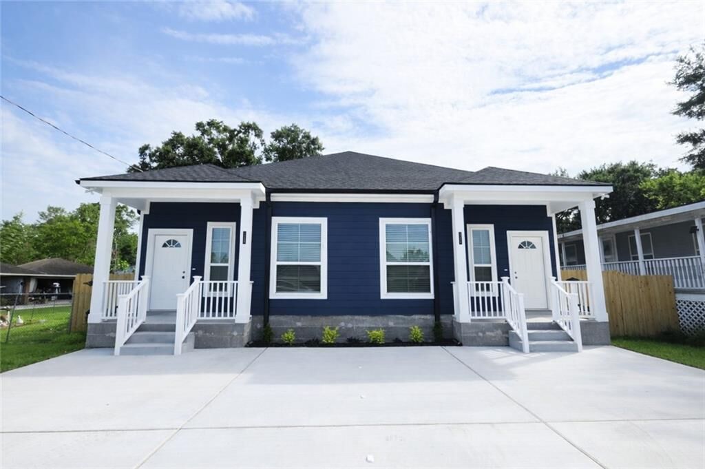 Property Photo:  112 Concord Street B  LA 70037 
