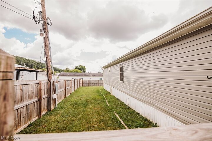 Property Photo:  43 Thorn Street  WV 26101 