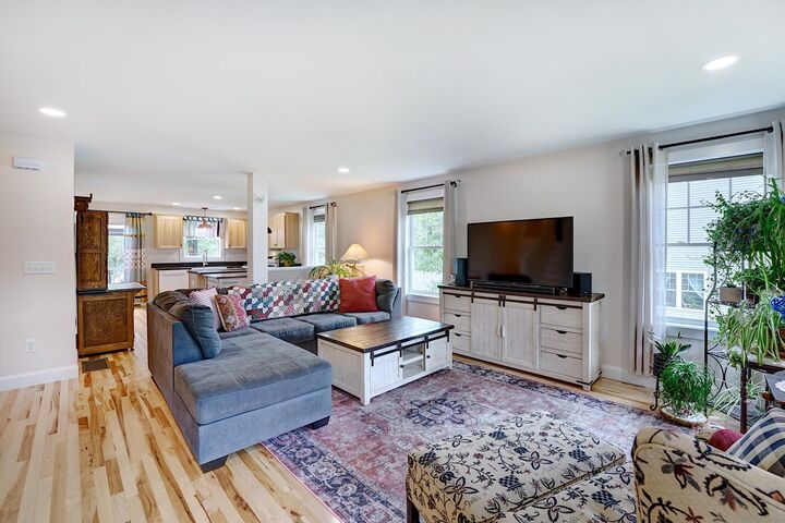 Property Photo:  165 Breezy Way  NH 03825 