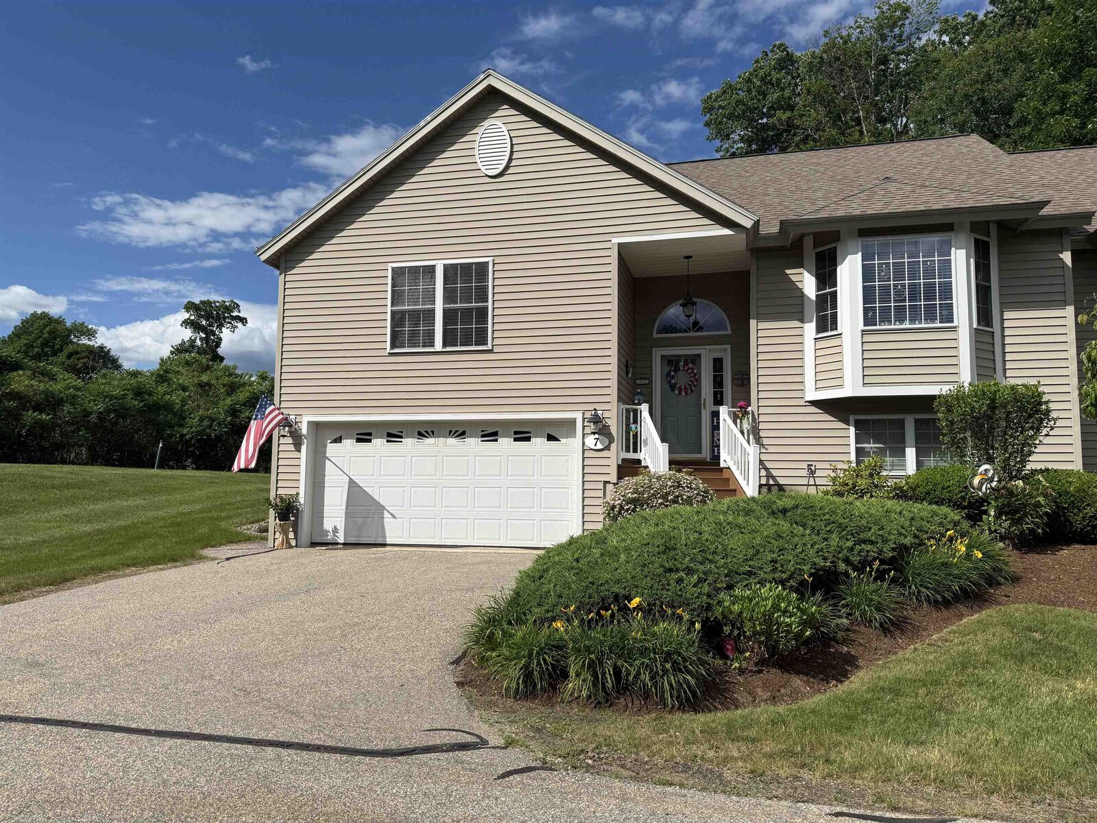 Property Photo: 7 Maplevale Road NH 03827