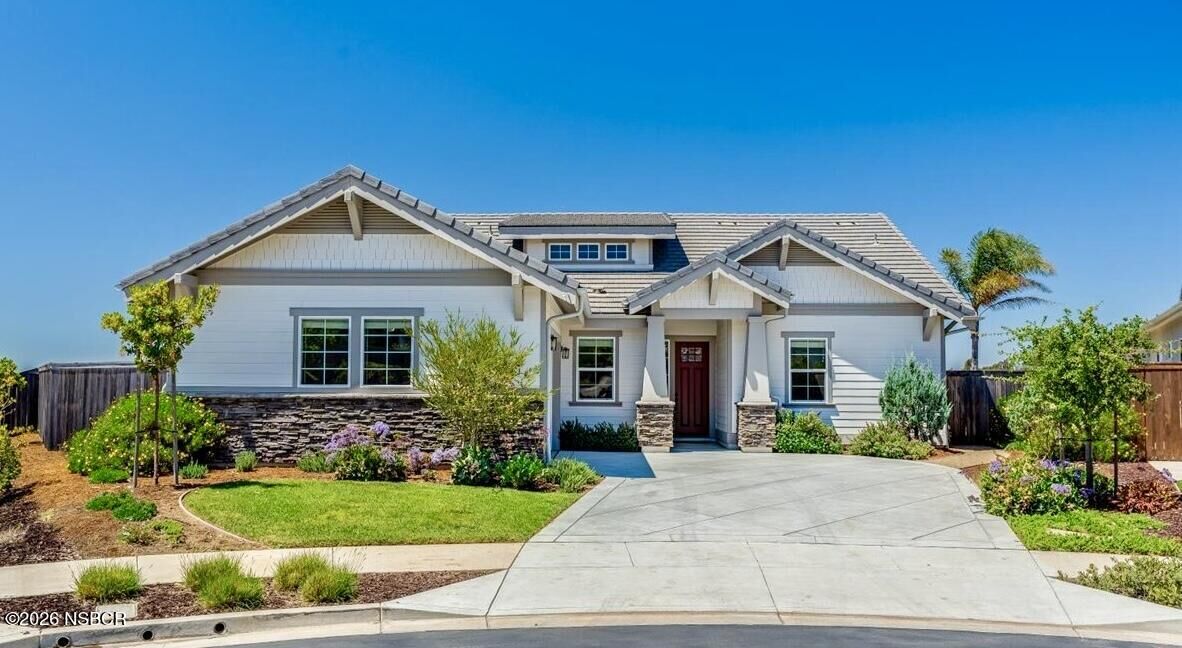Property Photo:  5812 Lady Bells Drive  CA 93455 