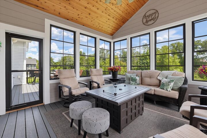 Property Photo:  977 Pheasant Run S  MN 55014 