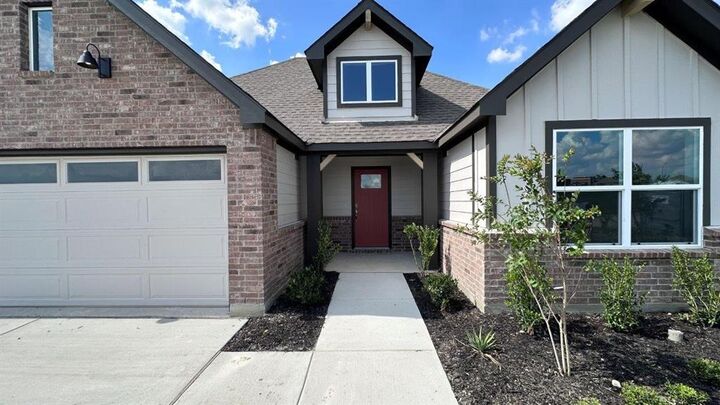 Property Photo: 10760 Bloodstone Drive TX 76036