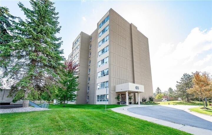 Property Photo:  65 Highland Crescent 804  ON N2M 5M8 