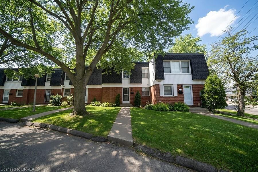 Property Photo: 273 Elgin Street 52 ON N3S 5B2
