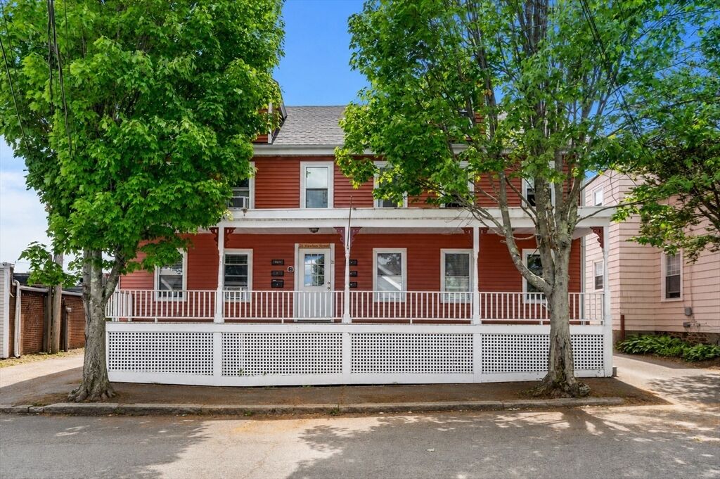 Property Photo: 21 Hawkes St 5 MA 01945