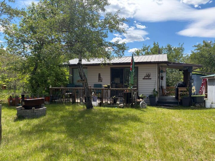 Property Photo: 6201 Twp 364, Gooseberry Lake 8 AB T0C 1B0