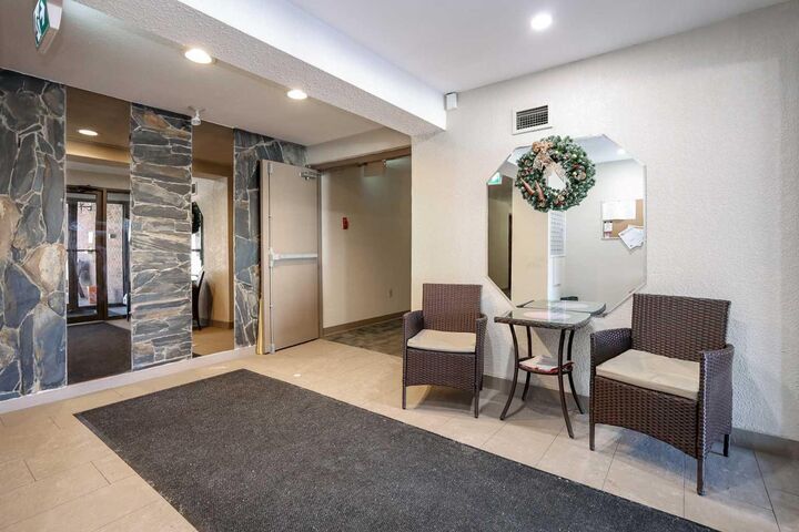 Property Photo: 71 Cosgrove Crescent 108 AB T4P 2Z6