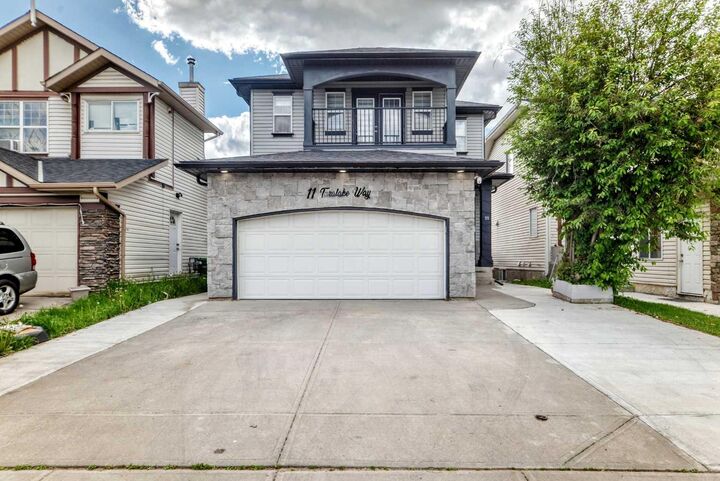 11 Taralake Way NE — photo 1