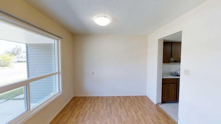 Property Photo: 9501 72 Avenue 122 AB T8V 6A1