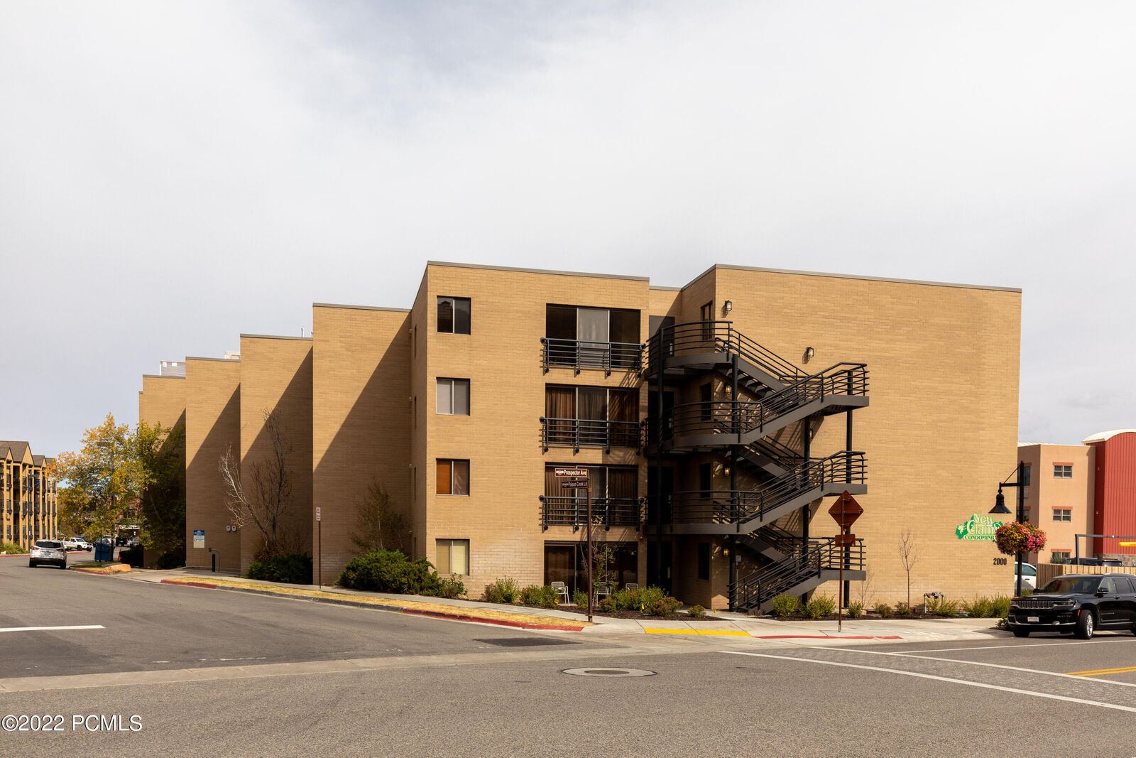 Property Photo: 2000 Prospector Avenue 409 UT 84060